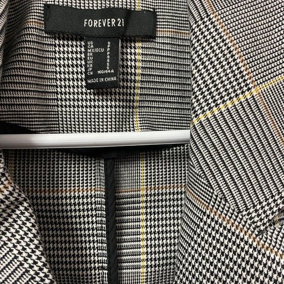 Forever 21 gingham trench coat - Picture 2 of 3